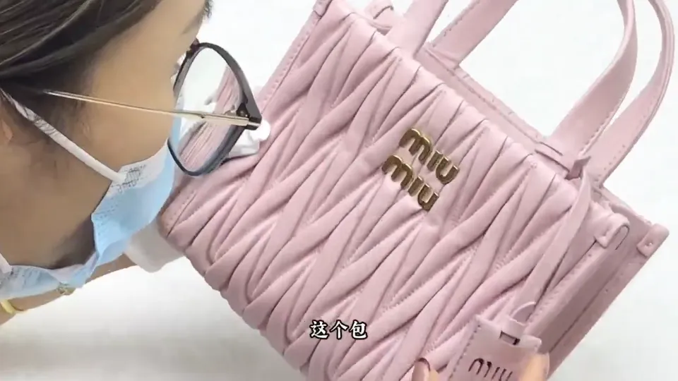 Mimi's student work: restoring a Miu Miu bag